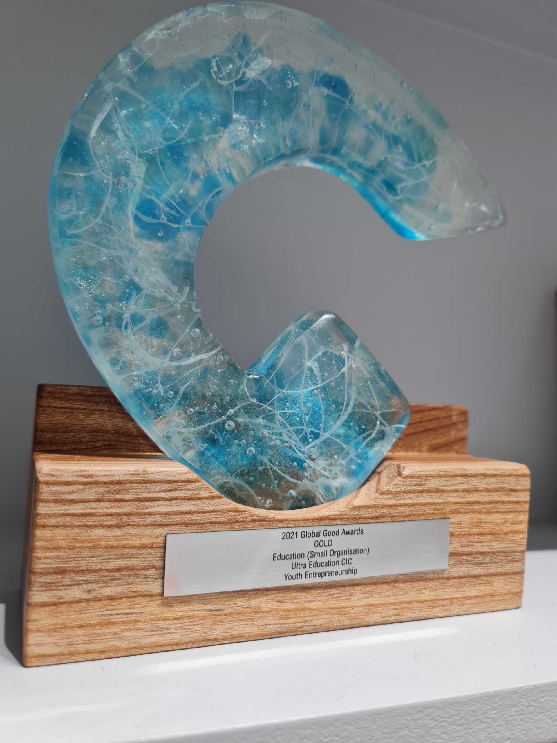 Read more about the article Ultra Education receive their Global Good Awards sustainable trophy.